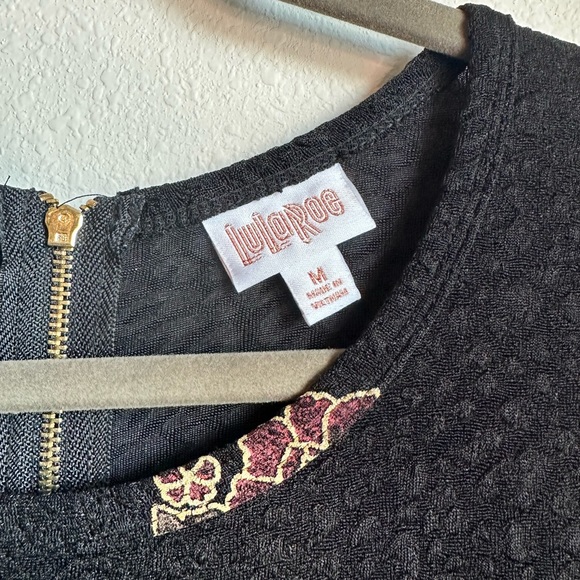 LuLaRoe Amelia from the Elegant Collection size M - Picture 6 of 12